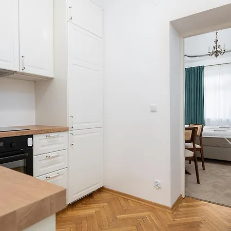 Rentplanet - Chmielna Apartmán Varšava